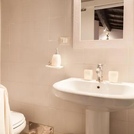 Endless Beauty - Charming Attic In The Heart Of شقة *